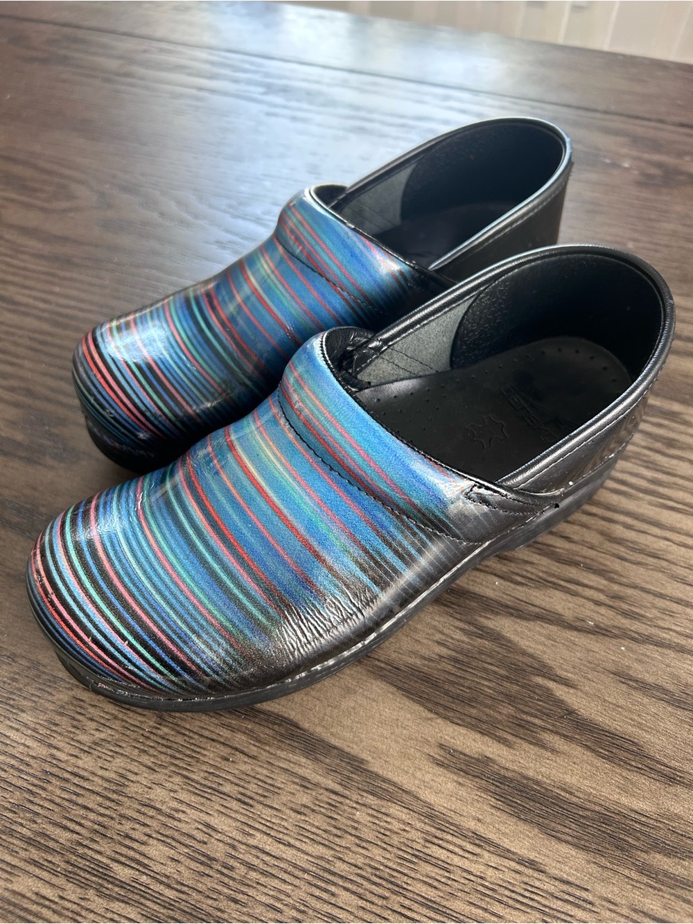 Dansko Professional Colorful Clogs Blue Stripe‎ Patent Leather Women 38 US 8